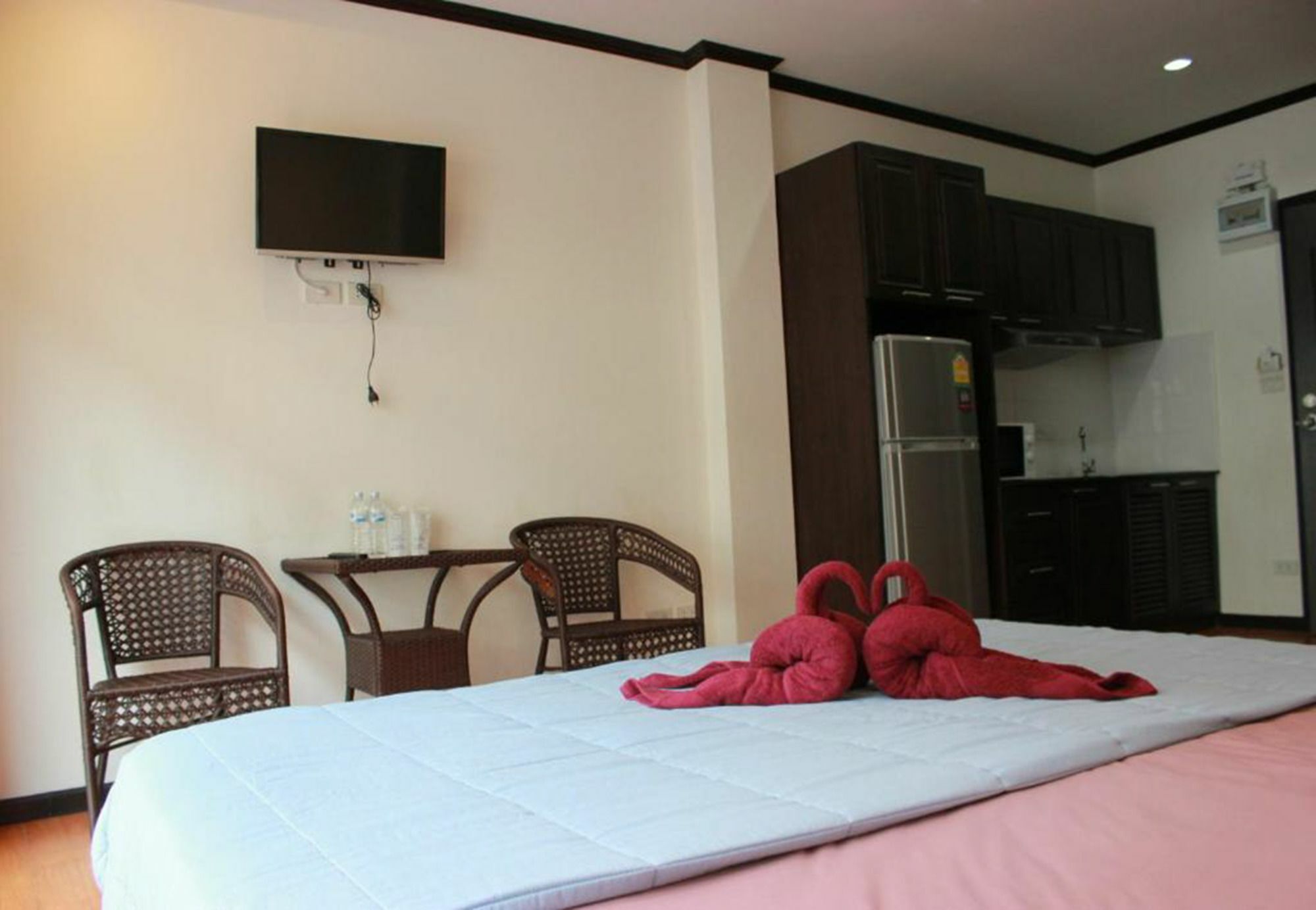 K&J Apartment Ban Nong Tabaek Exterior photo